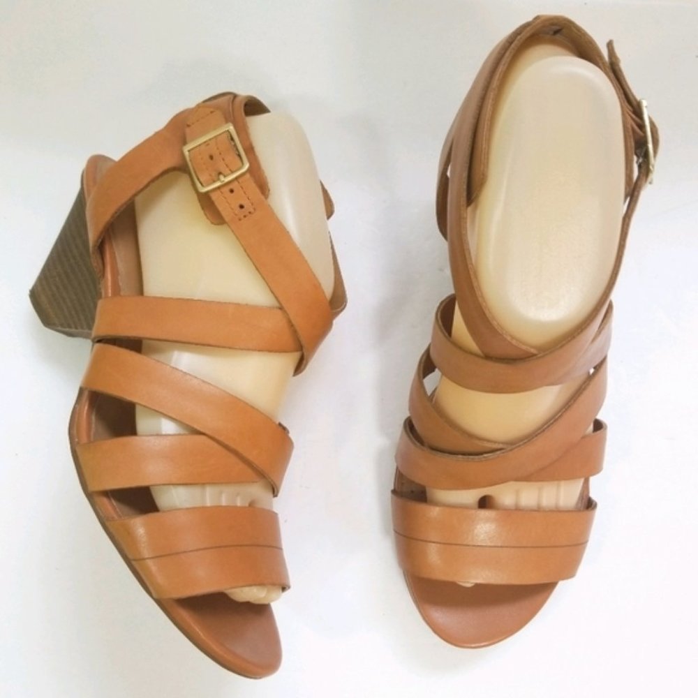 Clarks Artisan strappy leather stacked heel sandal